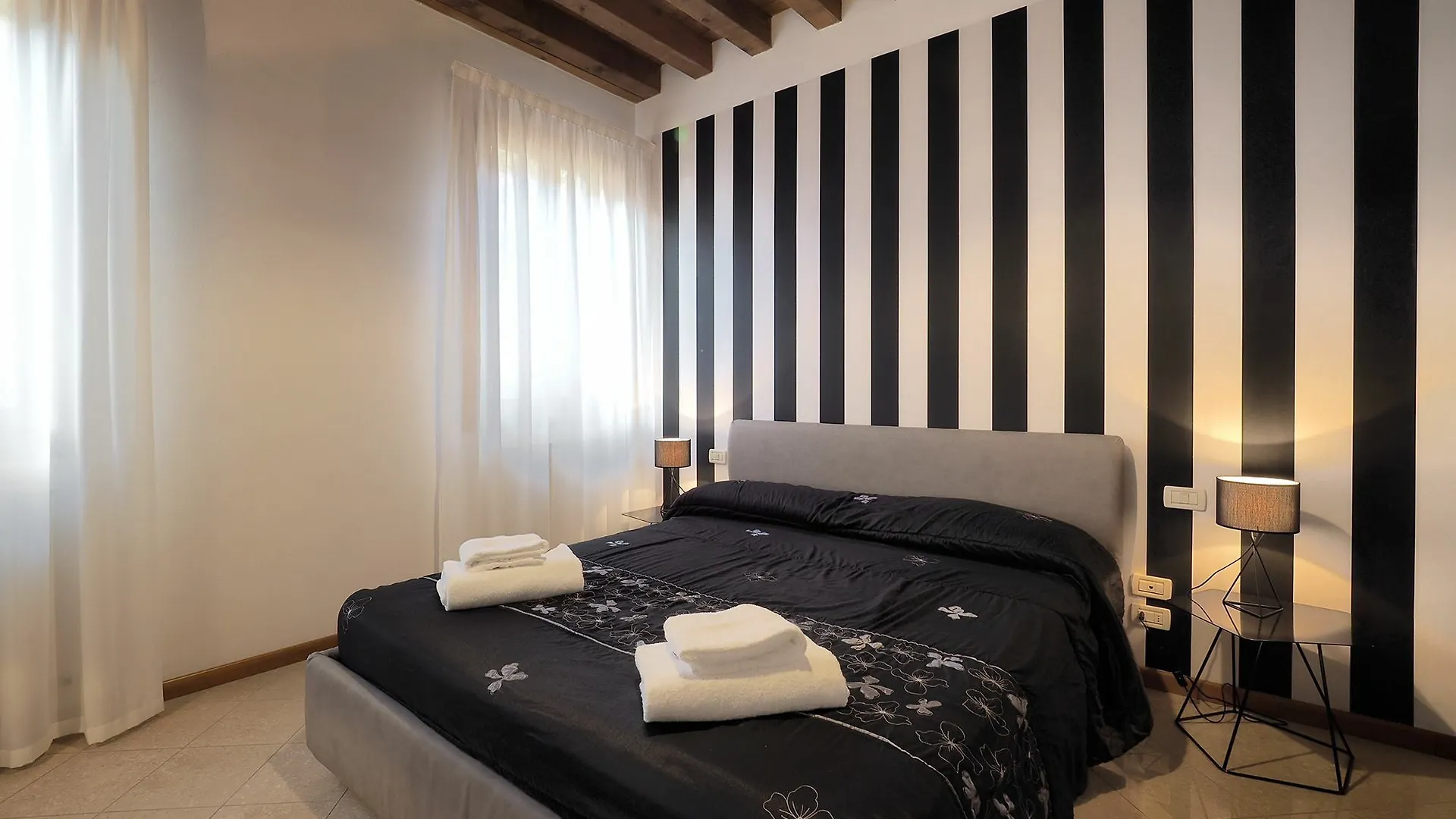 Venetian Style 3 Apartment Italy
